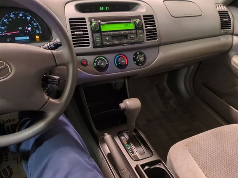 Used 2003 Toyota Camry XLE image 22