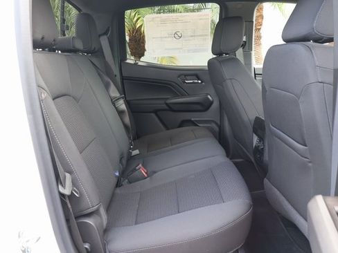 New 2026 GMC Canyon Elevation image 17