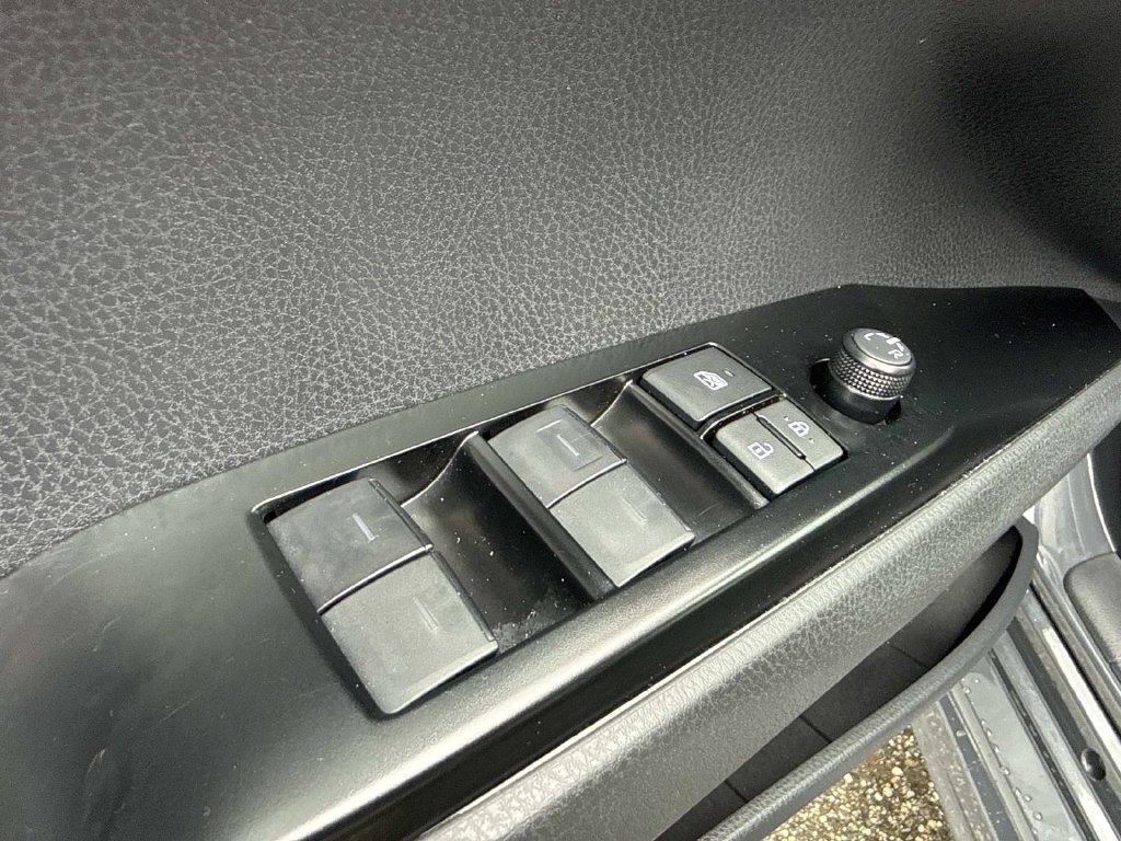 Used 2026 Toyota Camry SE FWD image 21