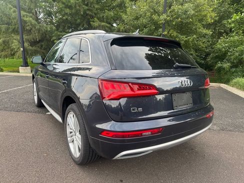 Used 2020 Audi Q5 2.0T Premium Plus w/ Premium Plus Package AWD/4WD image 3
