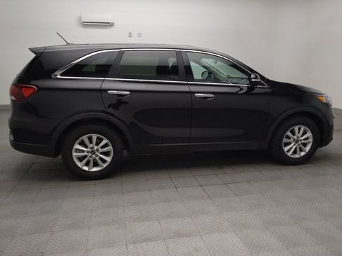 Used 2020 Kia Sorento FWD V6 image 10