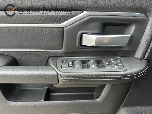 Used 2025 RAM 2500 Big Horn AWD/4WD image 12