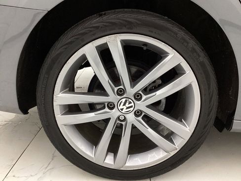 Used 2018 Volkswagen Passat 2.0T R-Line FWD image 44