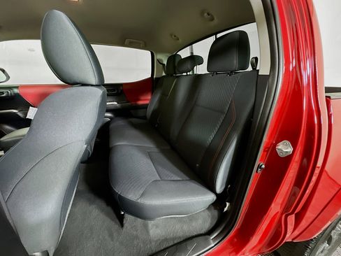 Used 2021 Toyota Tacoma SR5 image 25