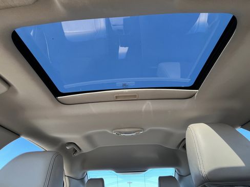 Used 2011 Ford Taurus Limited w/ 303A Rapid Spec Order Code image 17