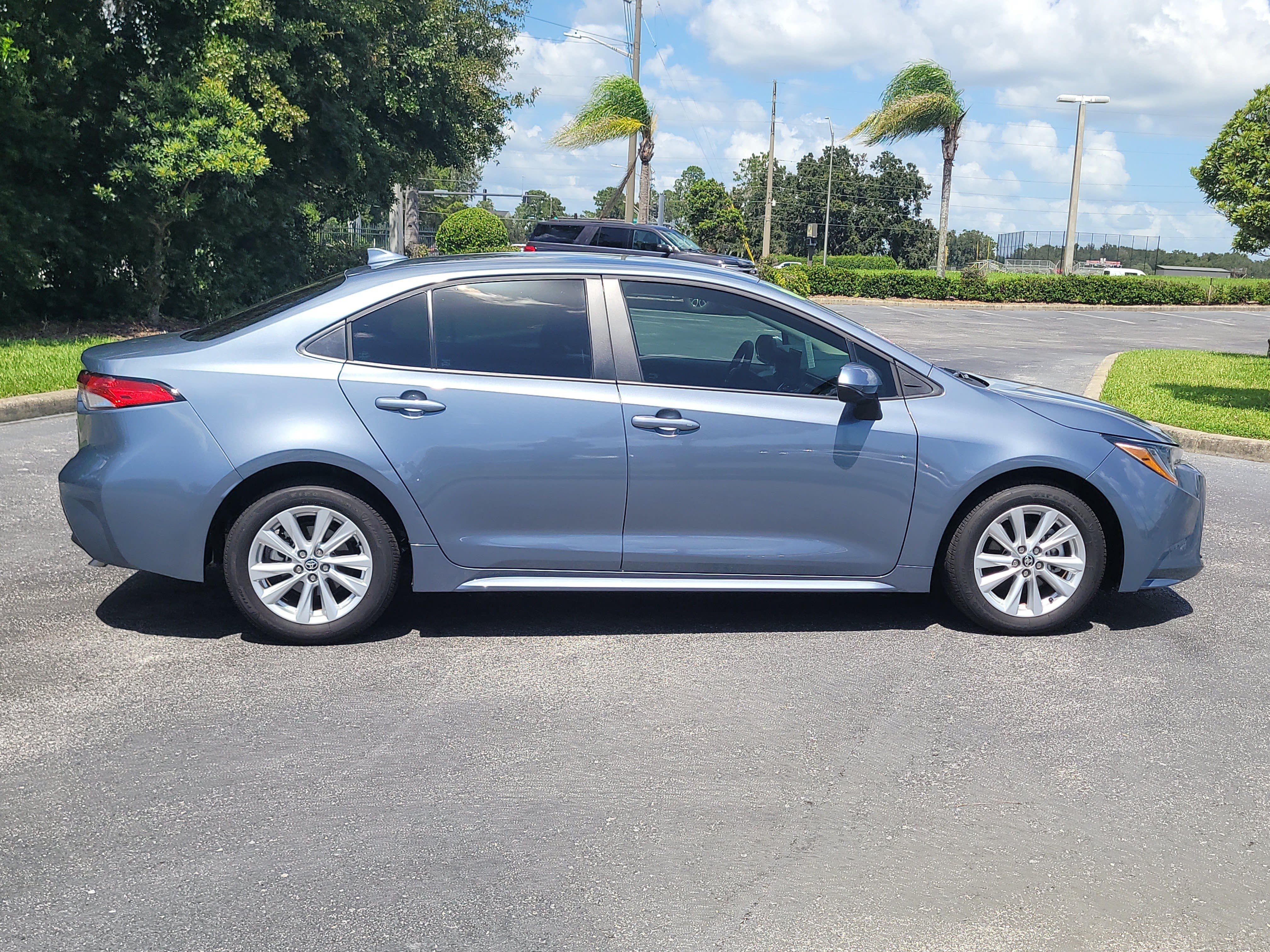 Used 2026 Toyota Corolla LE w/ LE Premium Package FWD image 8