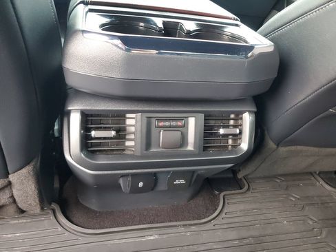 Used 2022 Ford F150 Lariat w/ Equipment Group 502A High AWD/4WD image 16