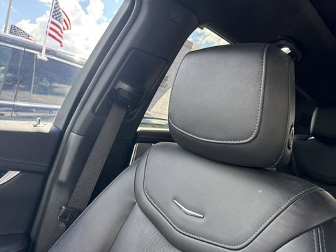 Certified 2024 Cadillac XT5 Premium Luxury image 24