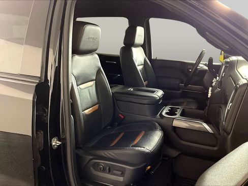 Used 2021 GMC Sierra 1500 AT4 AWD/4WD image 9