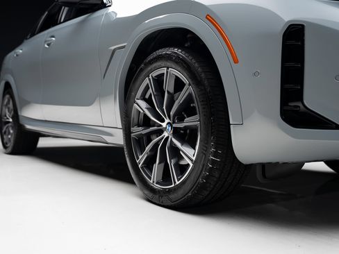 Used 2025 BMW X6 xDrive40i AWD/4WD image 80