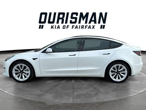 Used 2022 Tesla Model 3 Long Range AWD/4WD image 3
