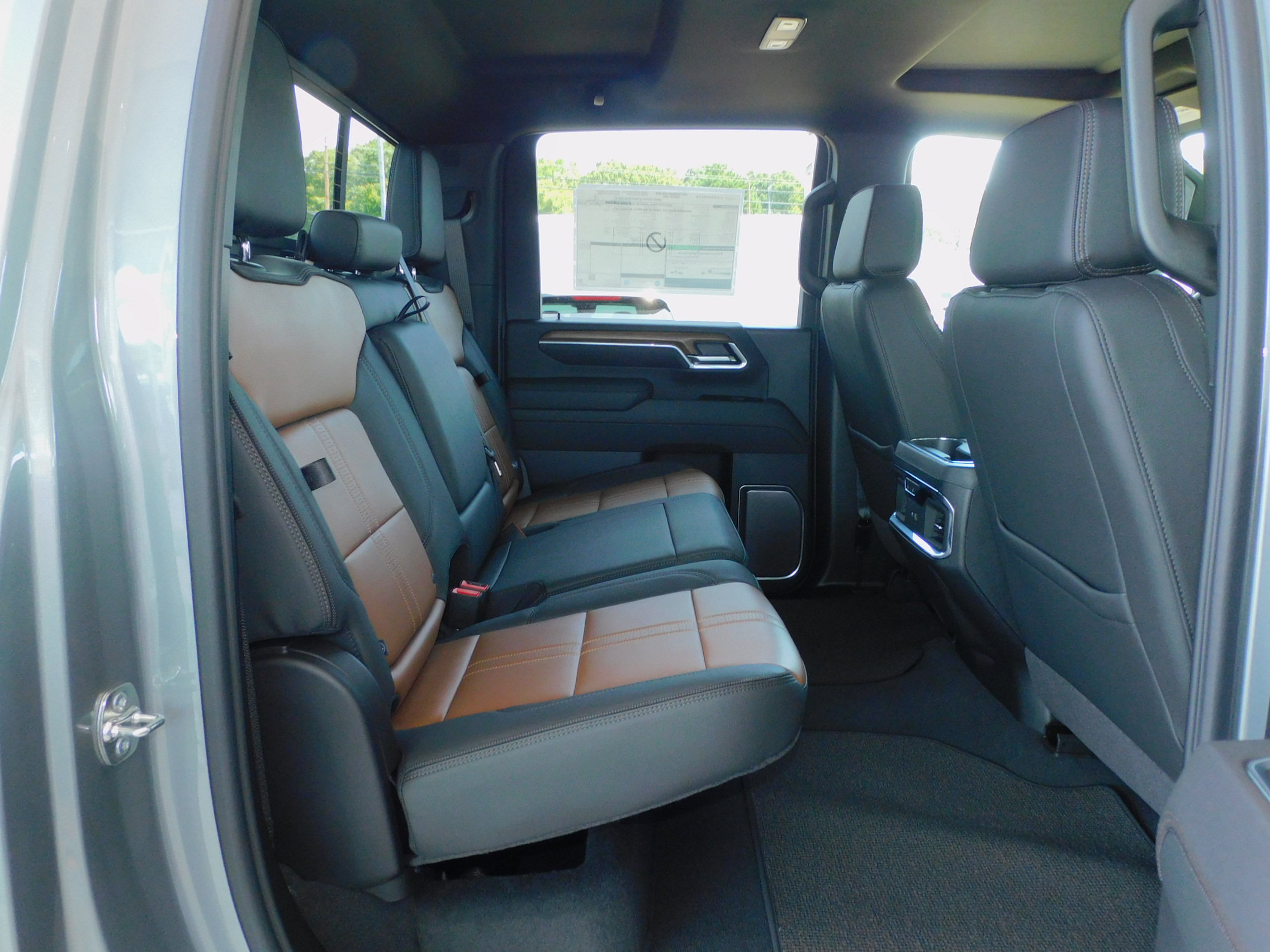 New 2026 Chevrolet Silverado 2500 High Country w/ High Country Premium Package AWD/4WD image 26