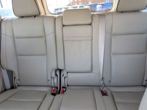Used 2020 Jeep Grand Cherokee Overland AWD/4WD image 19