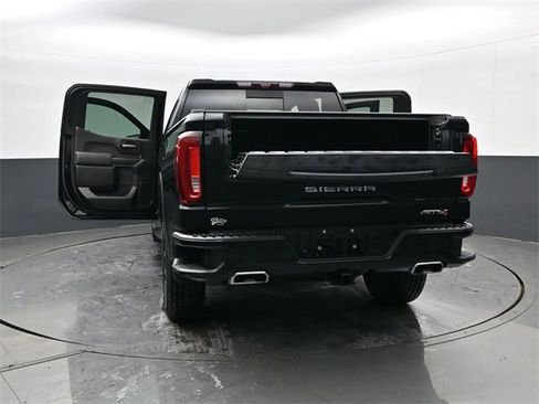 Used 2022 GMC Sierra 1500 AT4 w/ AT4 Premium Package image 32