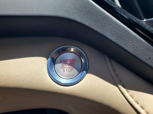 Used 2024 Acura RDX SH-AWD image 28