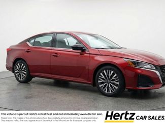 Used 2025 Nissan Altima 2.5 SV video 1