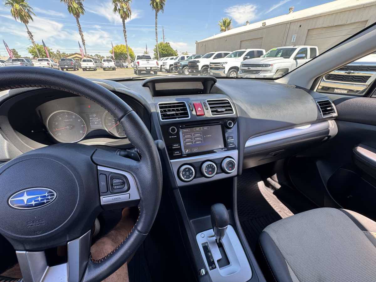 Used 2017 Subaru Crosstrek 2.0i Premium w/ Moonroof Package AWD/4WD image 27