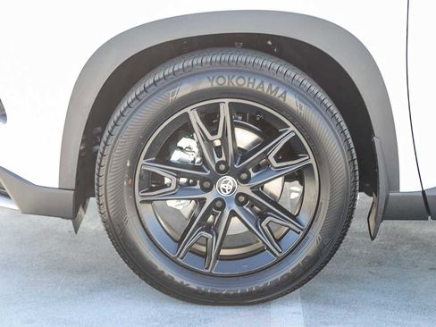 New 2026 Toyota Grand Highlander AWD Hybrid image 10