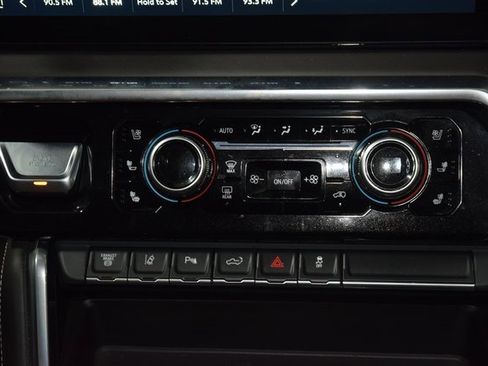 Used 2024 GMC Sierra 3500 Denali Ultimate image 36