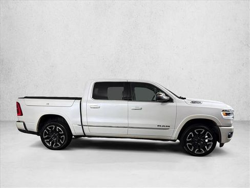 Used 2025 RAM 1500 Limited AWD/4WD image 4