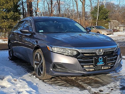 Used 2021 Honda Accord LX image 2