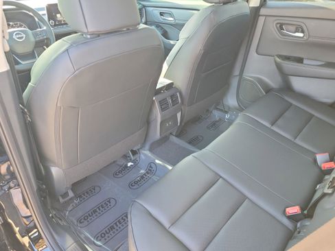 New 2026 Nissan Rogue SV image 8
