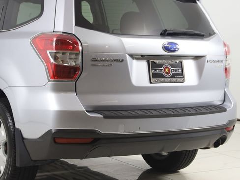 Used 2015 Subaru Forester 2.5i Limited AWD/4WD image 21