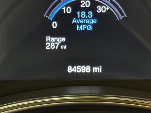 Used 2021 Jeep Grand Cherokee Laredo X image 23