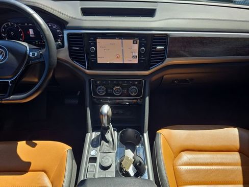 Used 2018 Volkswagen Atlas SEL Premium image 13