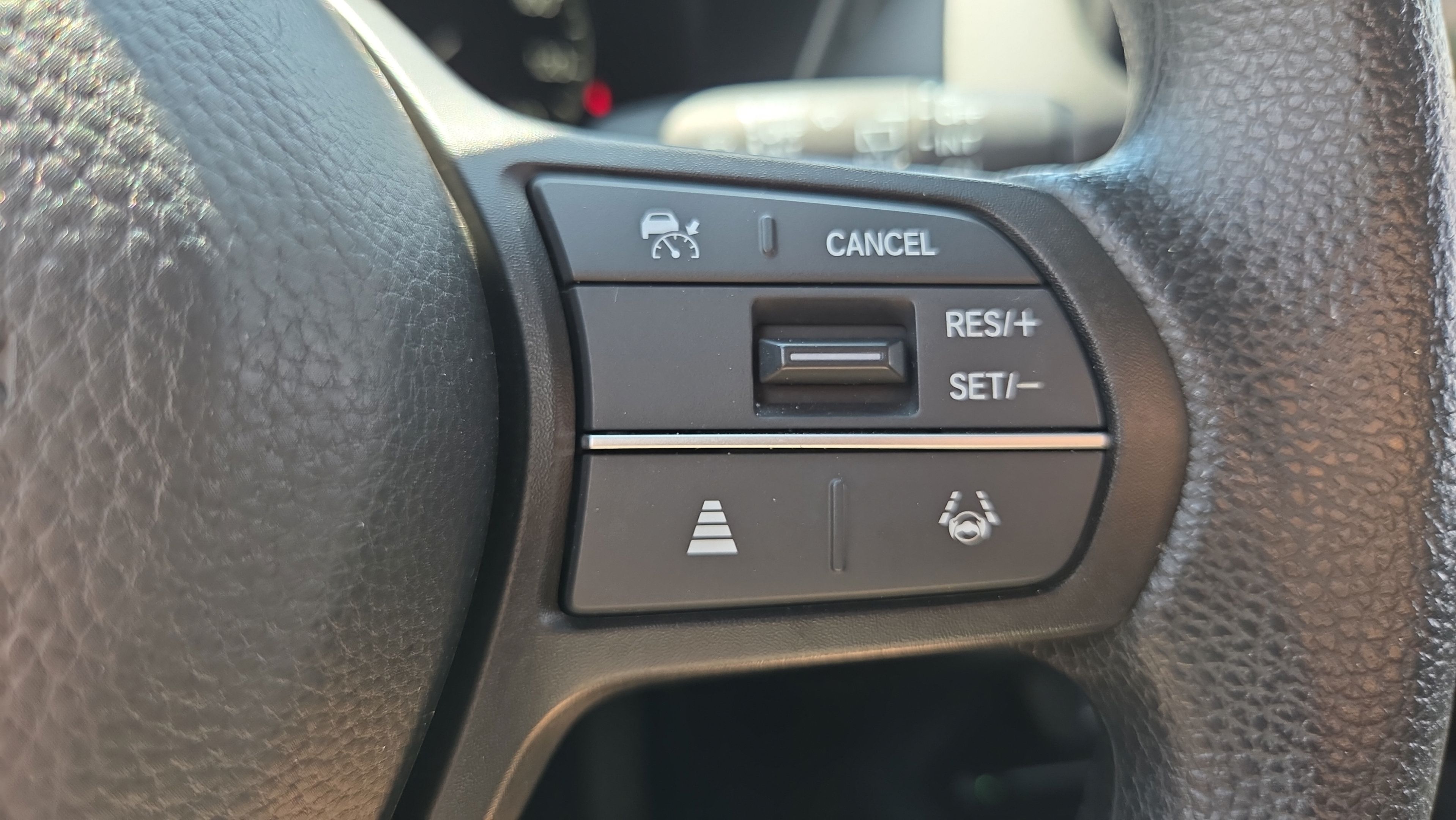 Certified 2026 Honda HR-V LX image 30