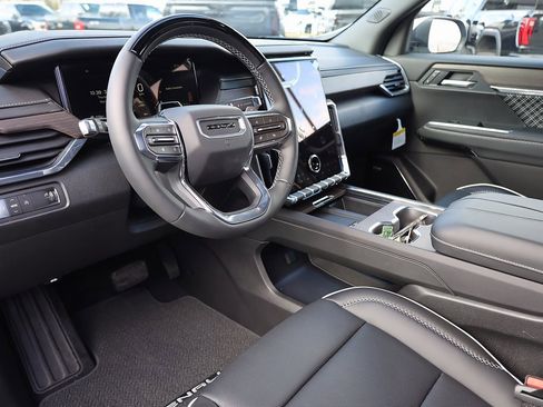 New 2026 GMC Acadia Denali image 12