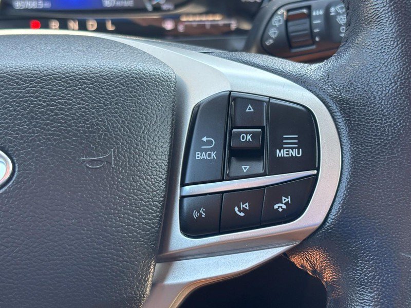 Used 2022 Ford Explorer Limited w/ Equipment Group 301A AWD/4WD image 19