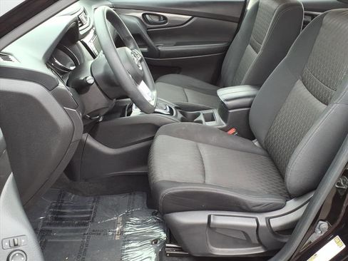 Used 2020 Nissan Rogue S image 14