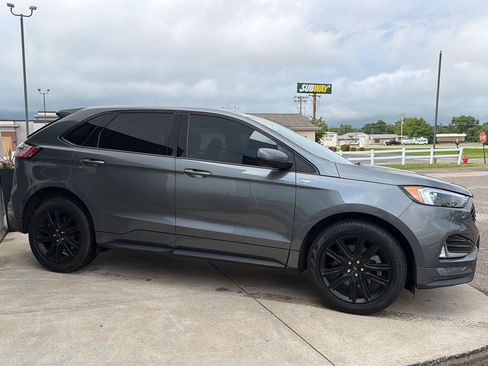 Used 2023 Ford Edge ST-Line AWD/4WD image 4