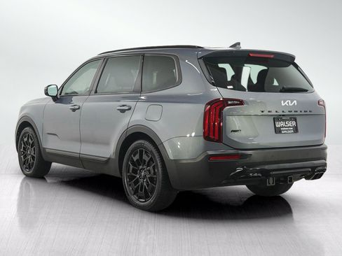Used 2022 Kia Telluride SX w/ SX Prestige Package AWD/4WD image 3