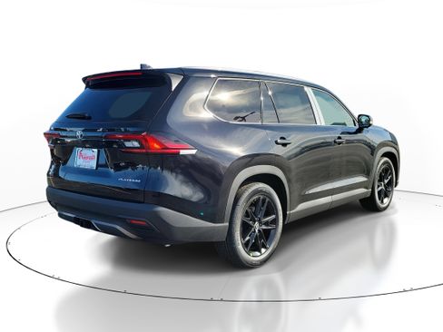 New 2026 Toyota Grand Highlander Platinum image 4