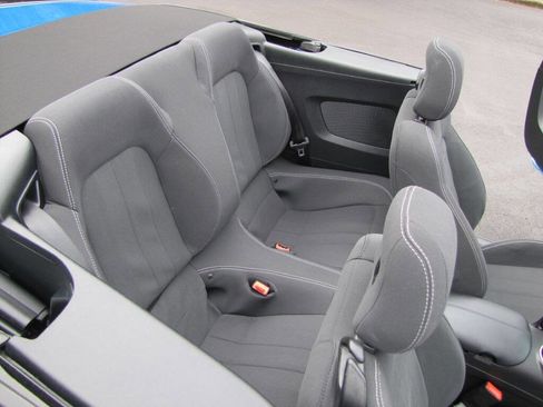 Used 2020 Ford Mustang Convertible w/ Equipment Group 101A image 28