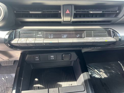 Used 2024 Toyota Prius LE FWD image 22