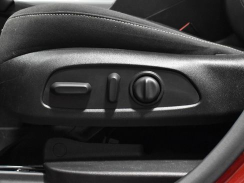 Used 2023 Chevrolet Blazer LT w/ Convenience Package image 7