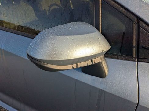 Used 2022 Toyota Corolla LE image 7