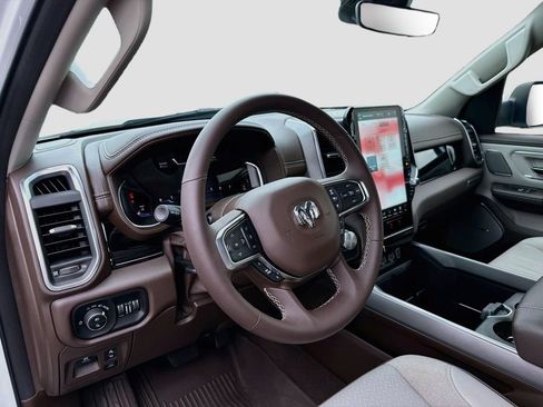 Used 2025 RAM 1500 Laramie AWD/4WD image 24