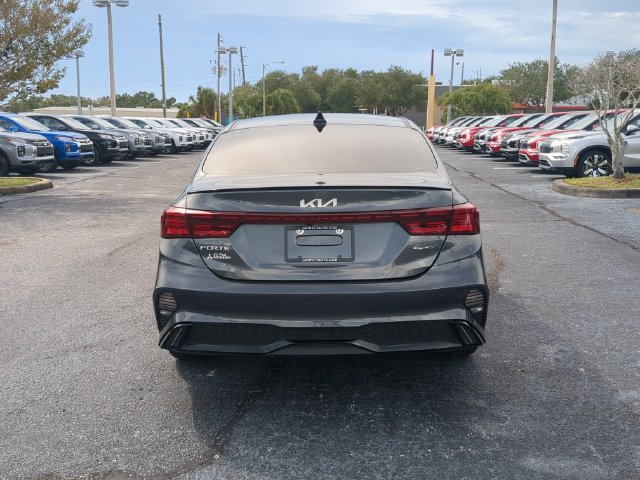 Used 2024 Kia Forte GT-Line w/ GT-Line Premium Package FWD image 7