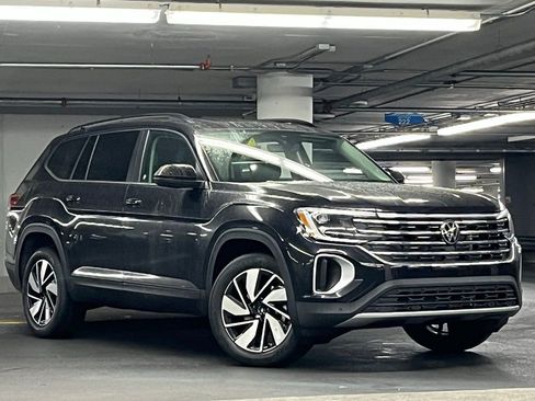 New 2026 Volkswagen Atlas SE AWD/4WD image 2