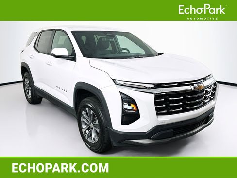 Used 2025 Chevrolet Equinox LT image 1