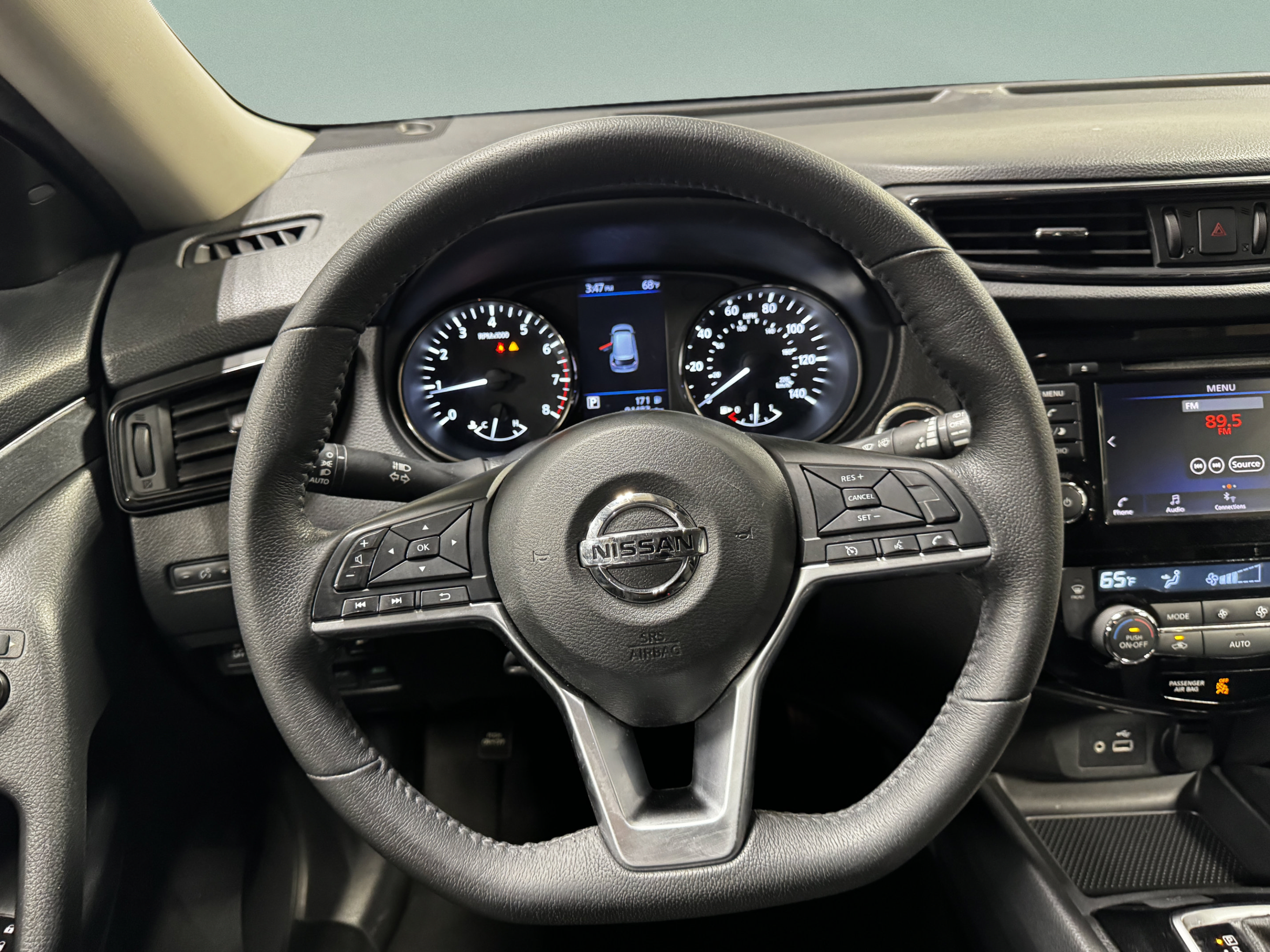Used 2019 Nissan Rogue SV FWD image 19