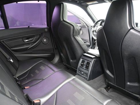 Used 2017 BMW M3 RWD image 18
