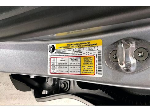 Used 2021 Ford Escape Titanium w/ Titanium Premium Package image 33