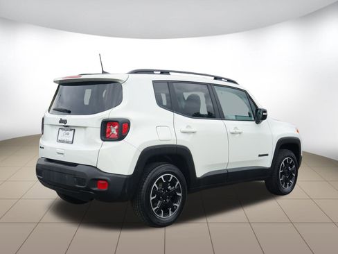 Used 2023 Jeep Renegade Latitude image 7