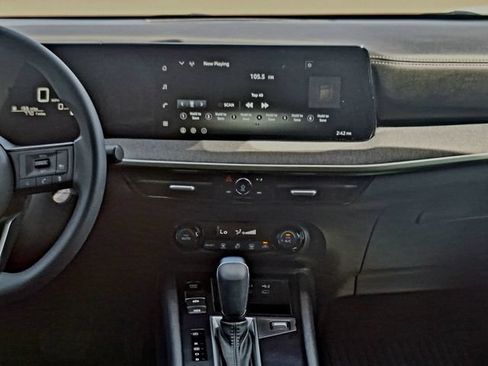 Certified 2026 Nissan Kicks SV FWD image 18