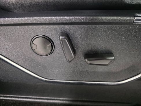 Used 2022 Ford F150 Lariat image 25